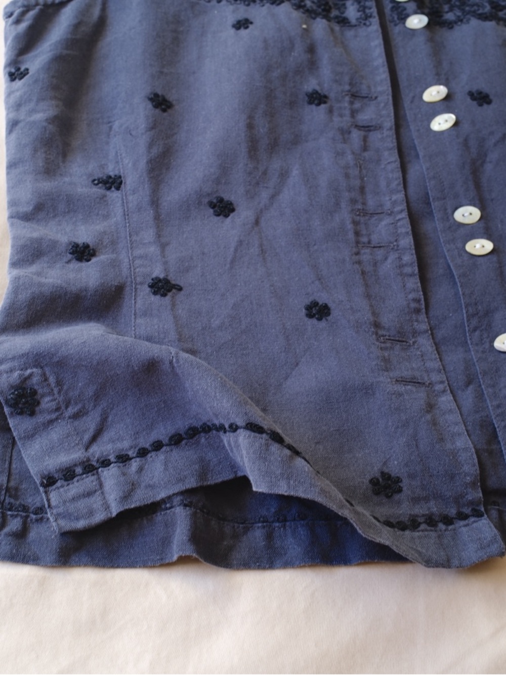 Linen Embroidered Abalone Button Front Top Lagenlook Coastal Minimalist Blouse - Picture 3 of 8